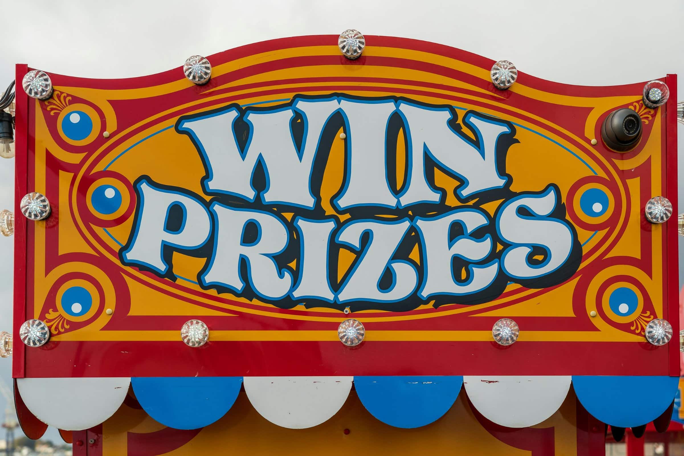 How to Win a Silent Auction: Tips for Guests & Hosts